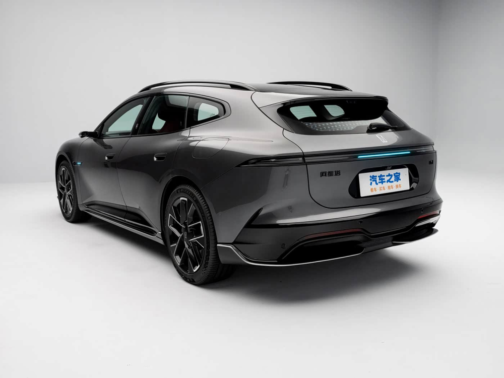 1400x1050_autohomecar__ChxpV2nNsZuAbpAxABqfD_iDKXw740