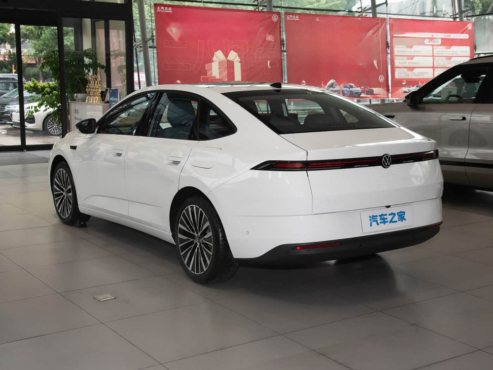 1400x1050_autohomecar__ChxpVmp_3CiAY9vOADltbukwLm8362