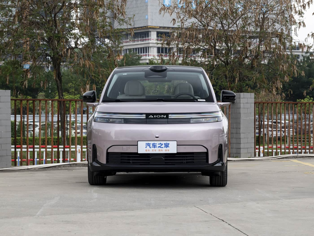 1400x1050_autohomecar__ChxpV2nQq_qAI2yZAG23Ck7SeIc894