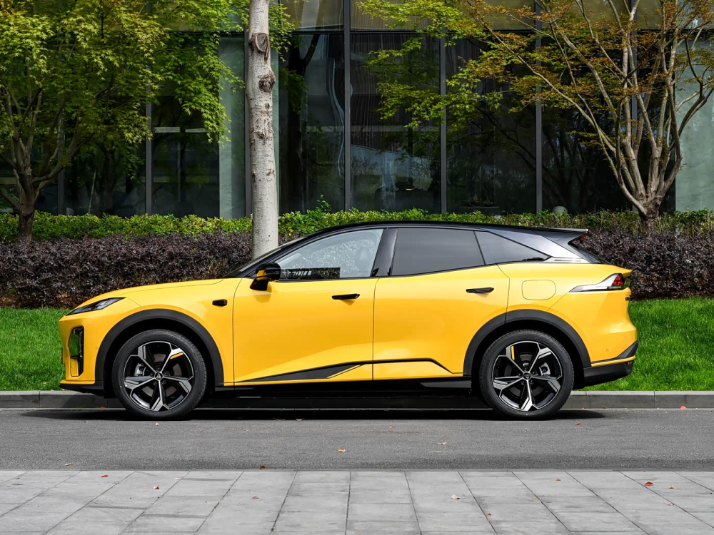 1400x1050_autohomecar__ChxpVWnJ6oaAMilOAEr5n1iWkUY965