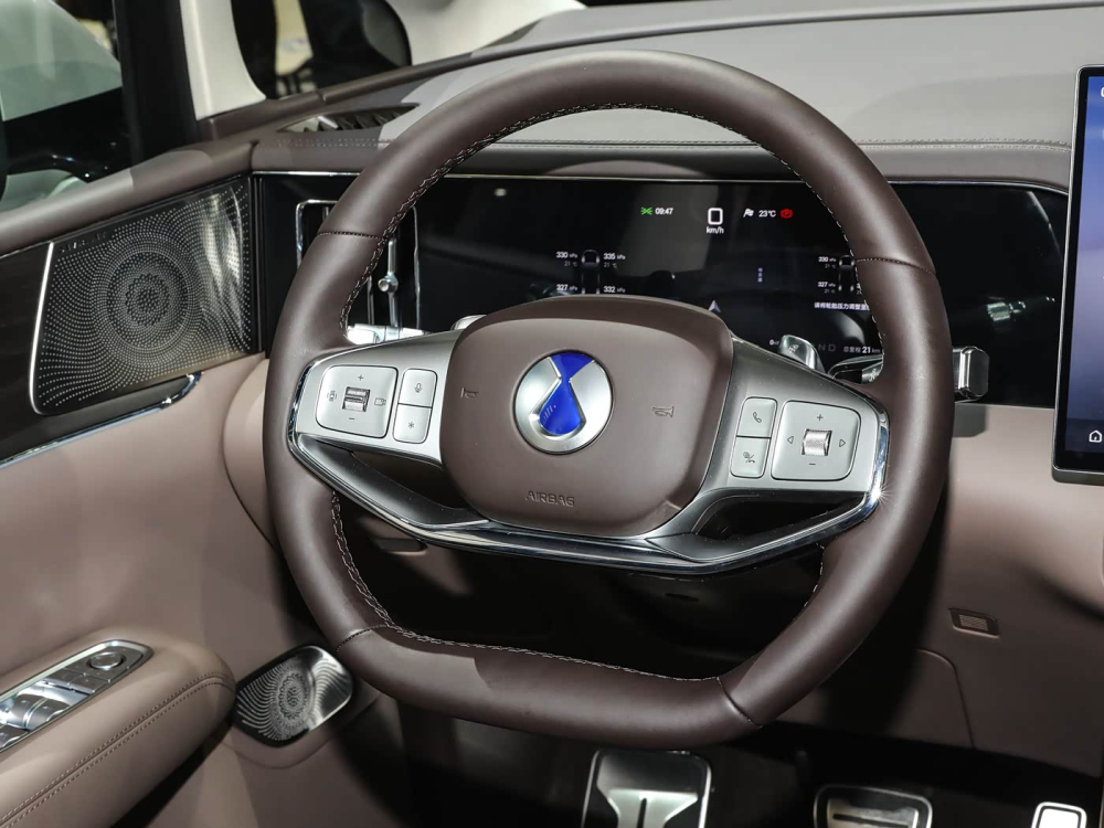 1400x1050_autohomecar__ChxpVWnrj1yAaCAZABtStHtWY2A099