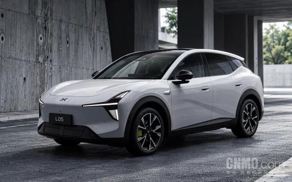 小鹏MONA L05官宣即将登场 定位年轻人首款大五座SUV 轴距2940毫米 增程纯电双动力四季度上市
